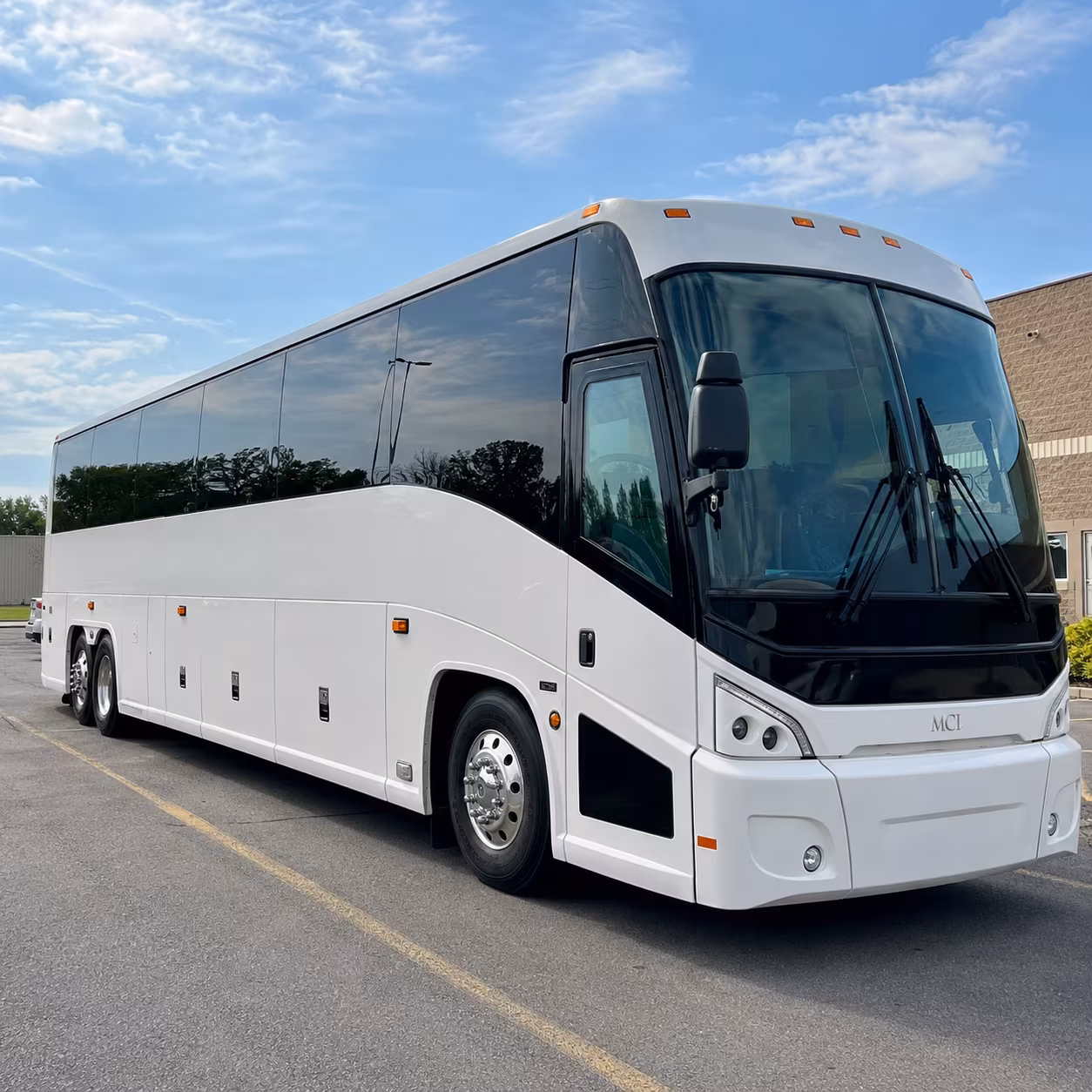 corporate group airport shuttles between sandy springs hotels and atl