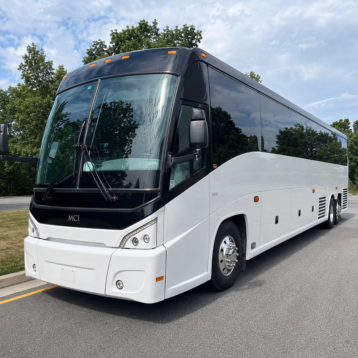 find the perfect transportation for your next airport transfer 4