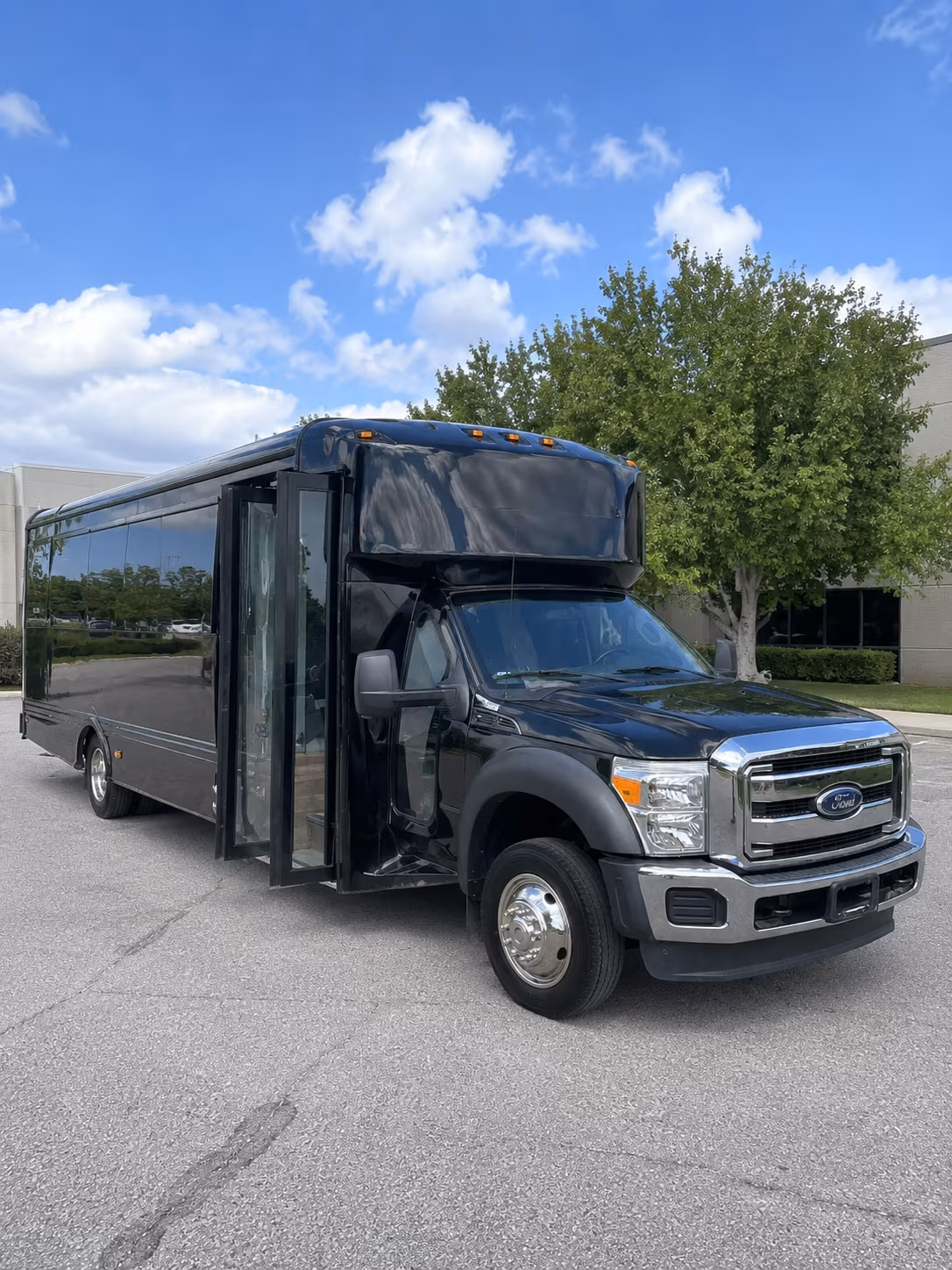 sandy springs concert live event party bus rental